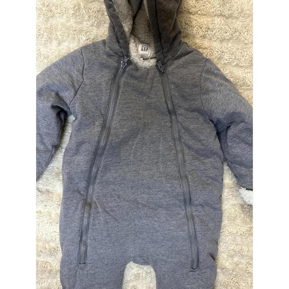 baby GAP sherpa-lined hooded dual zipped one-piece/snowsuit/bunting Size 12-18M - Picture 5 of 8